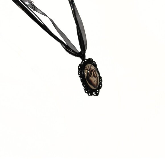 Anatomical Heart Gothic Necklace – Red & Sepia Cameo - Picture 4 of 4